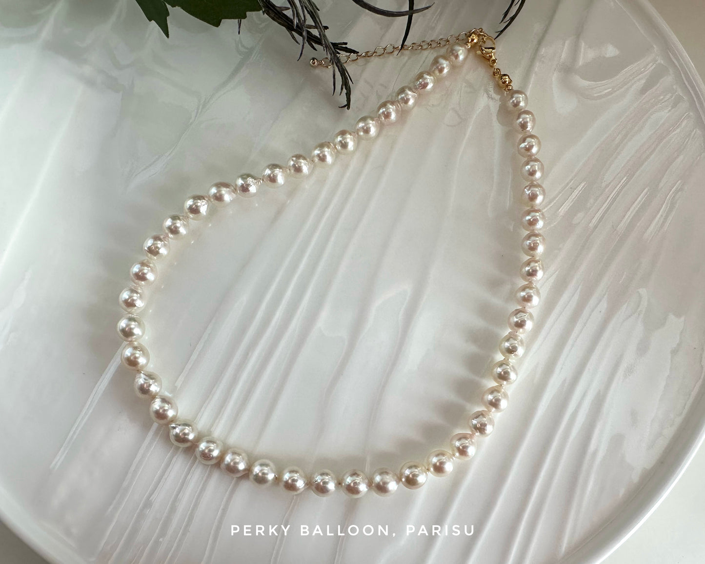 Parisu necklace
