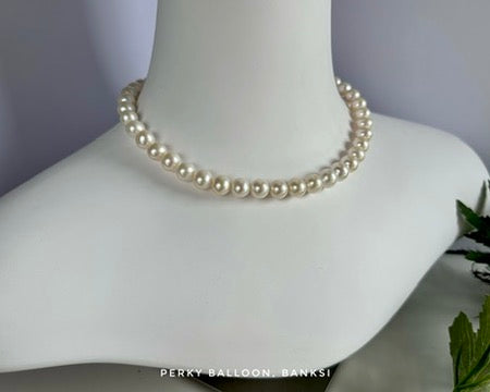 Banksi necklace