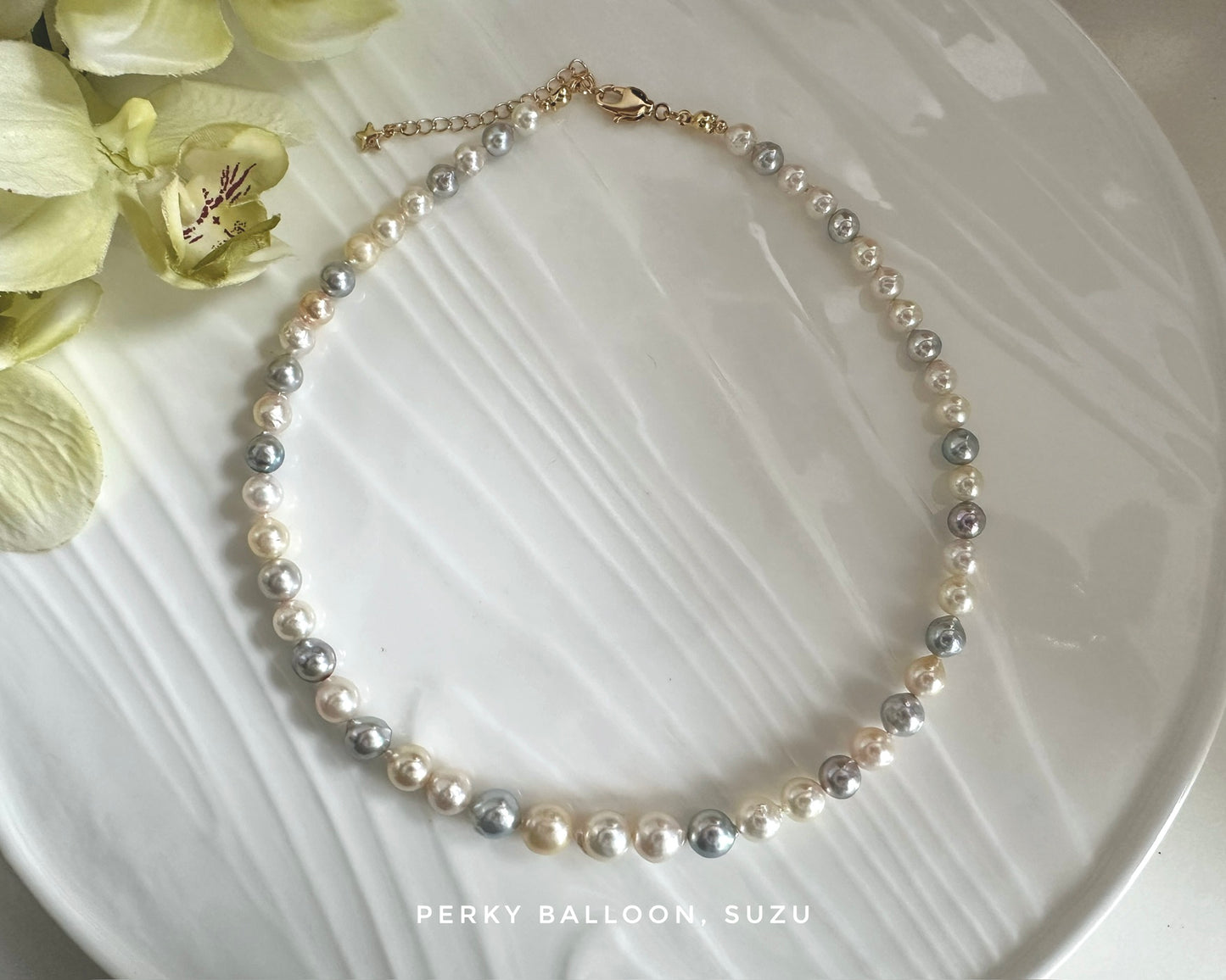 Suzu necklace