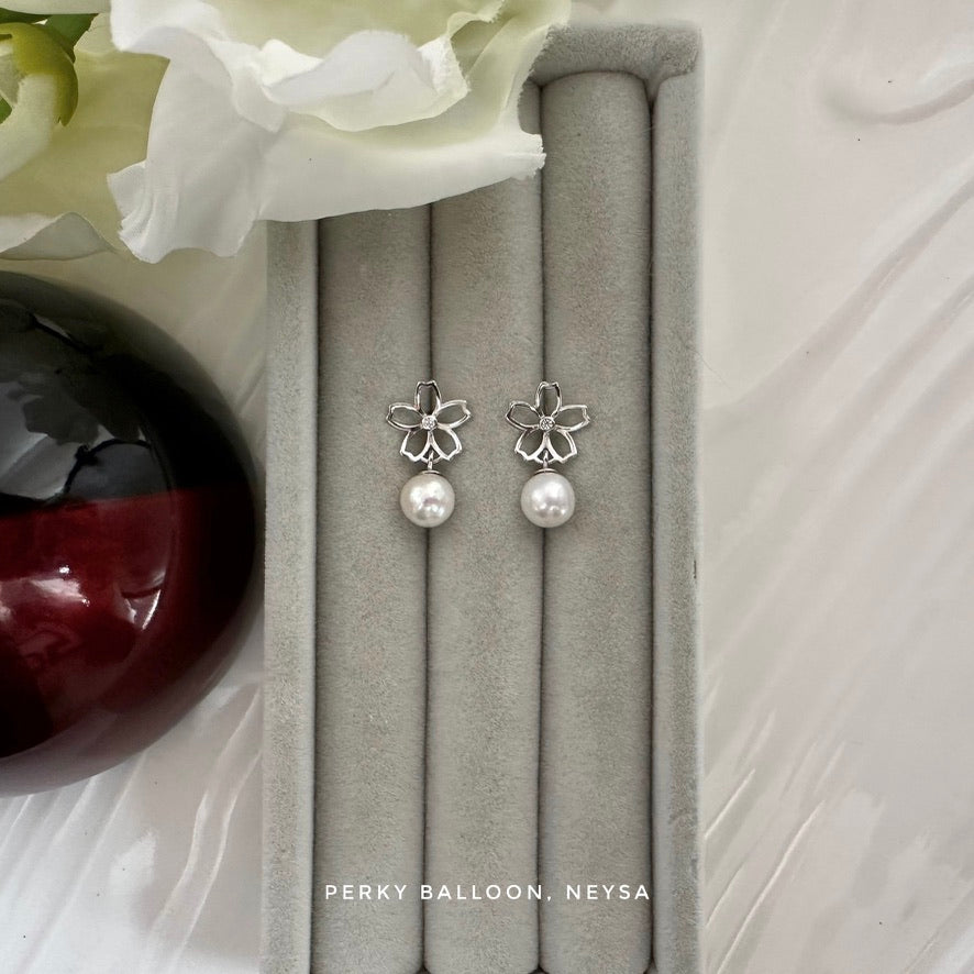 Neysa earrings