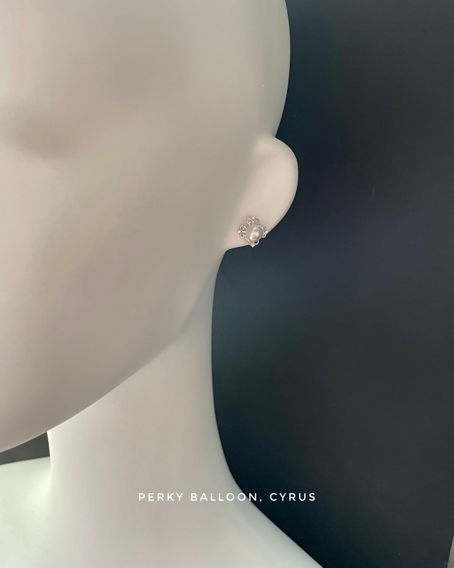 Cyrus earrings