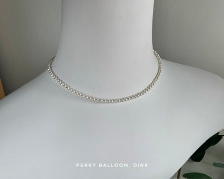 Dirk necklace