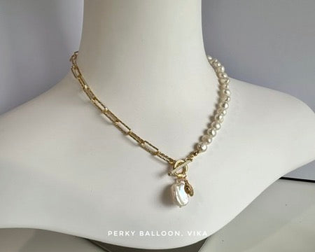 Vika necklace