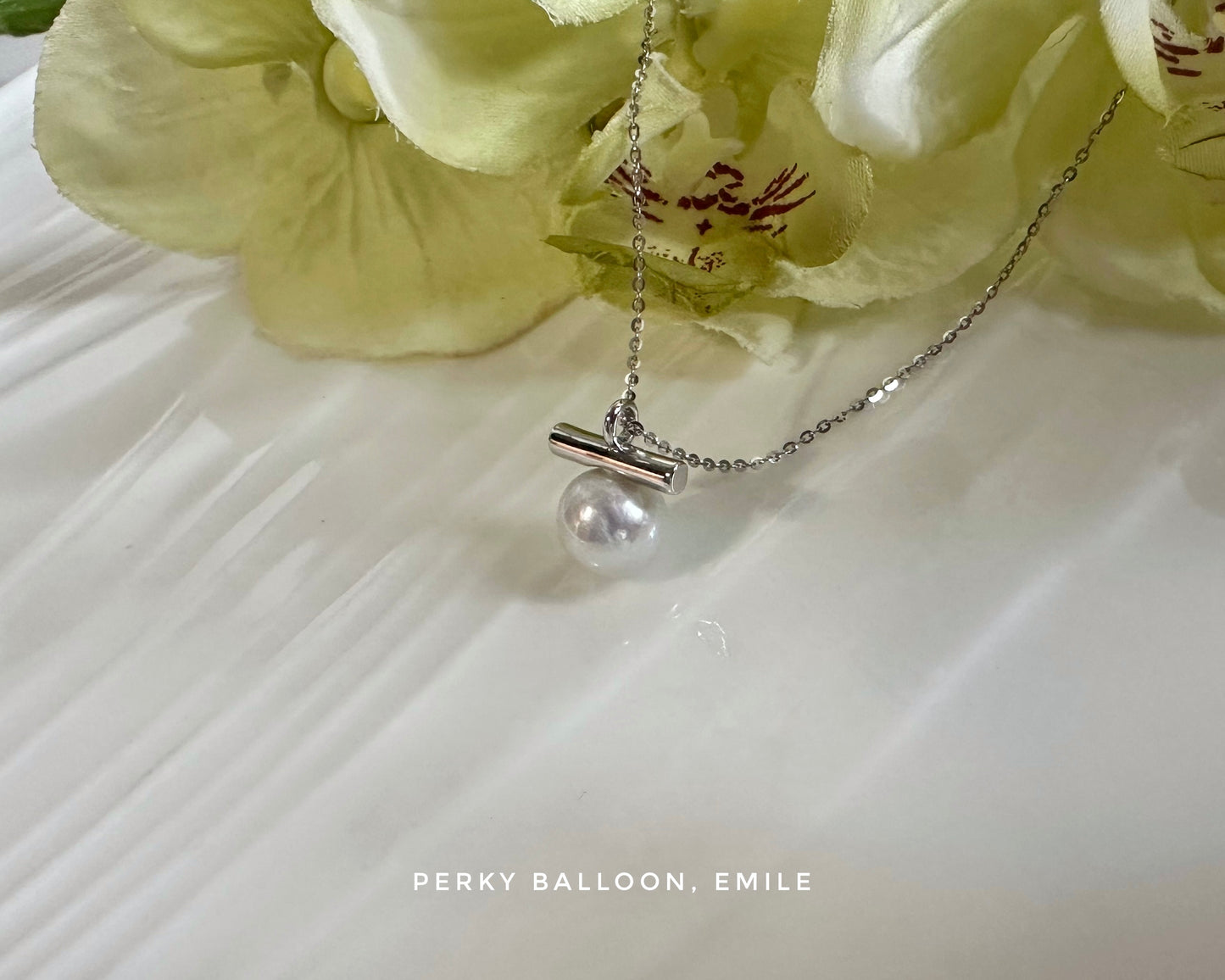 Emile necklace