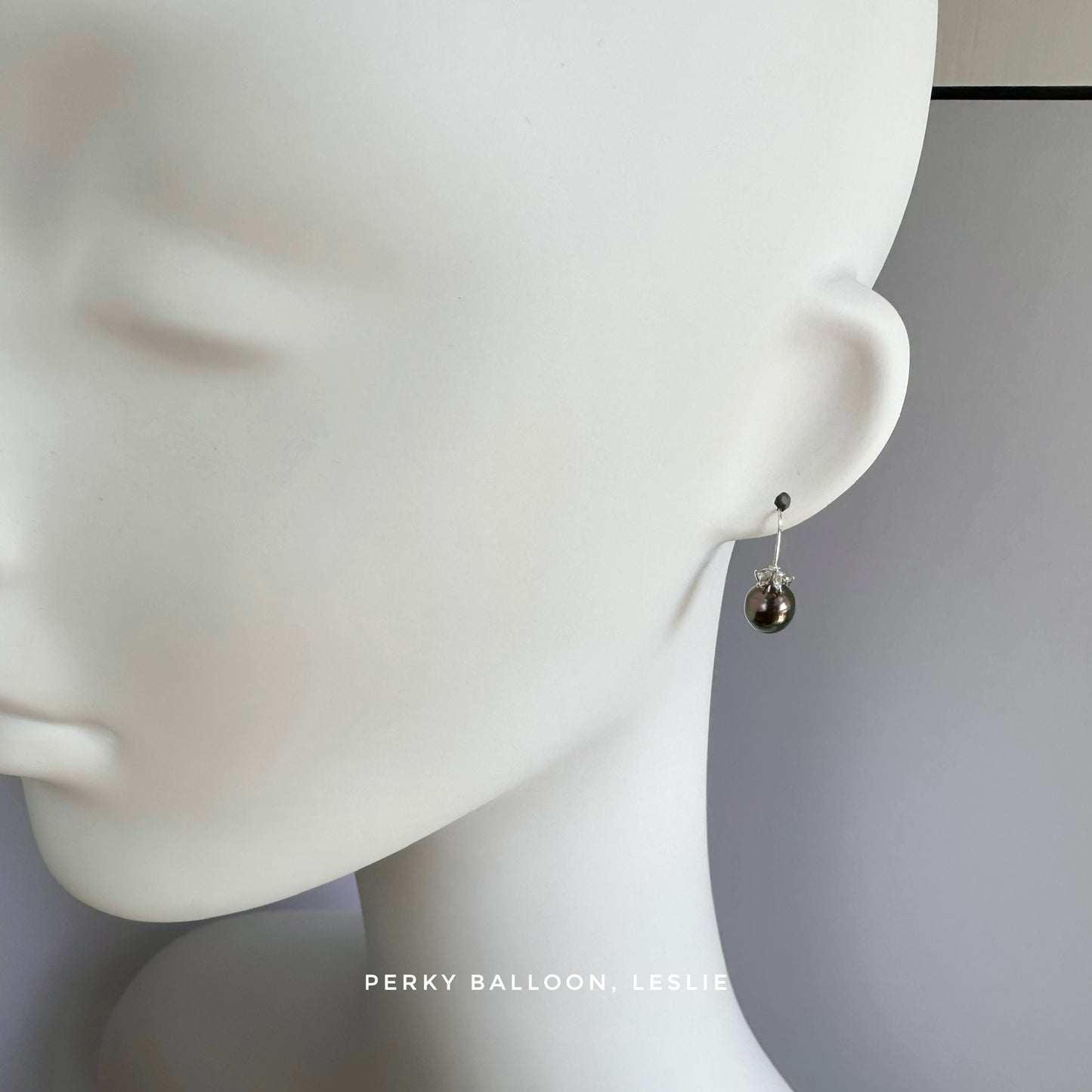 Leslie earrings