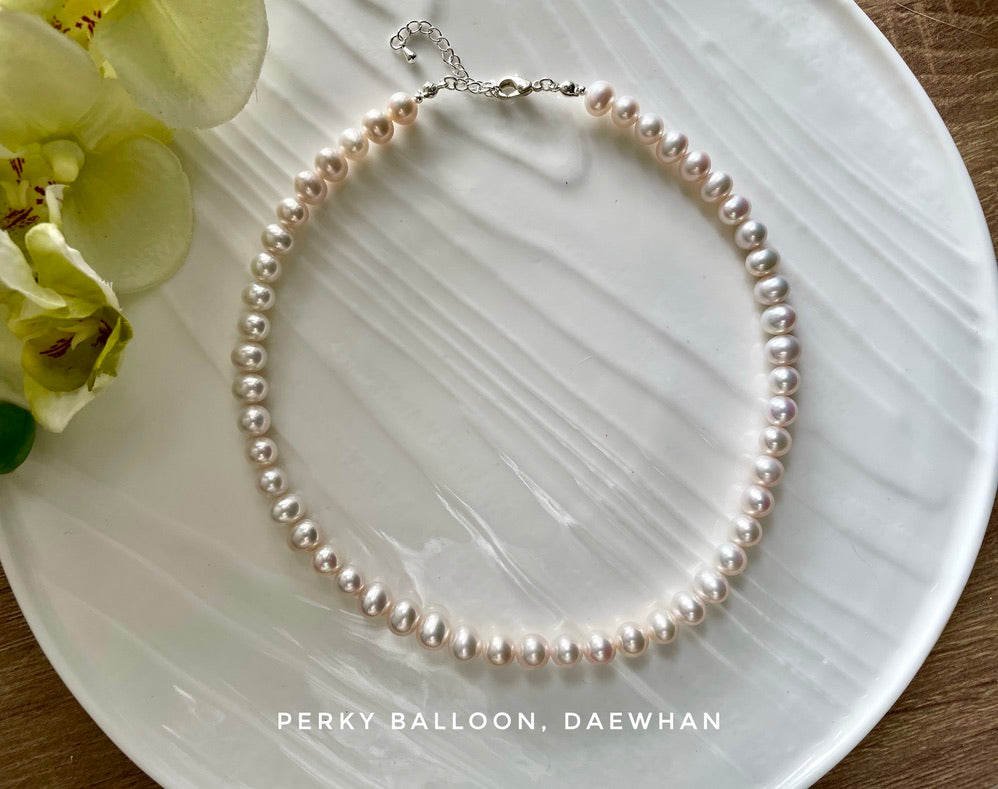 Daewhan necklace
