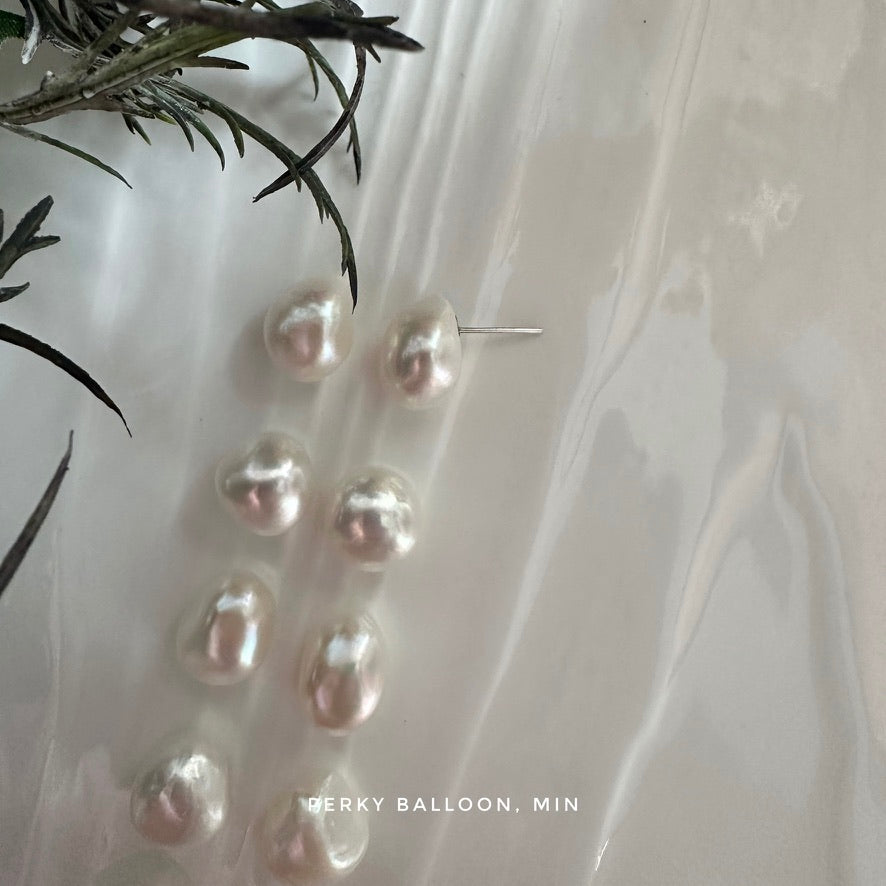 Min earrings