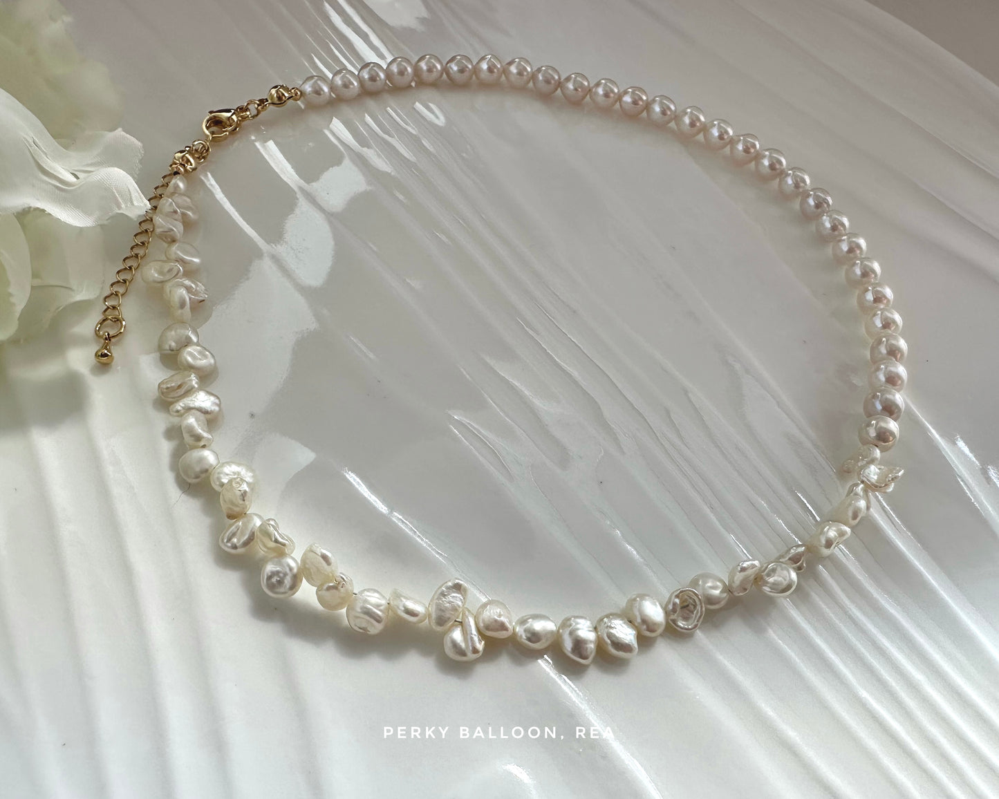 Rea necklace