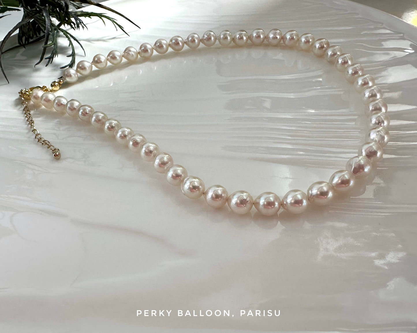 Parisu necklace