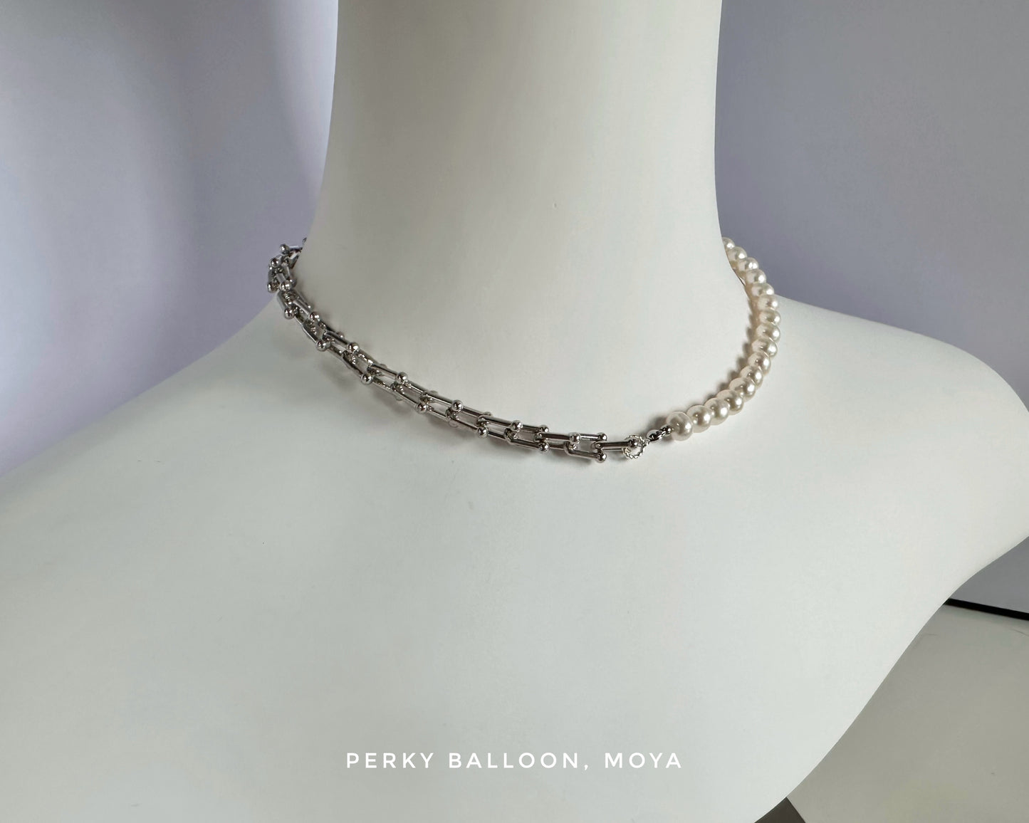 Moya necklace