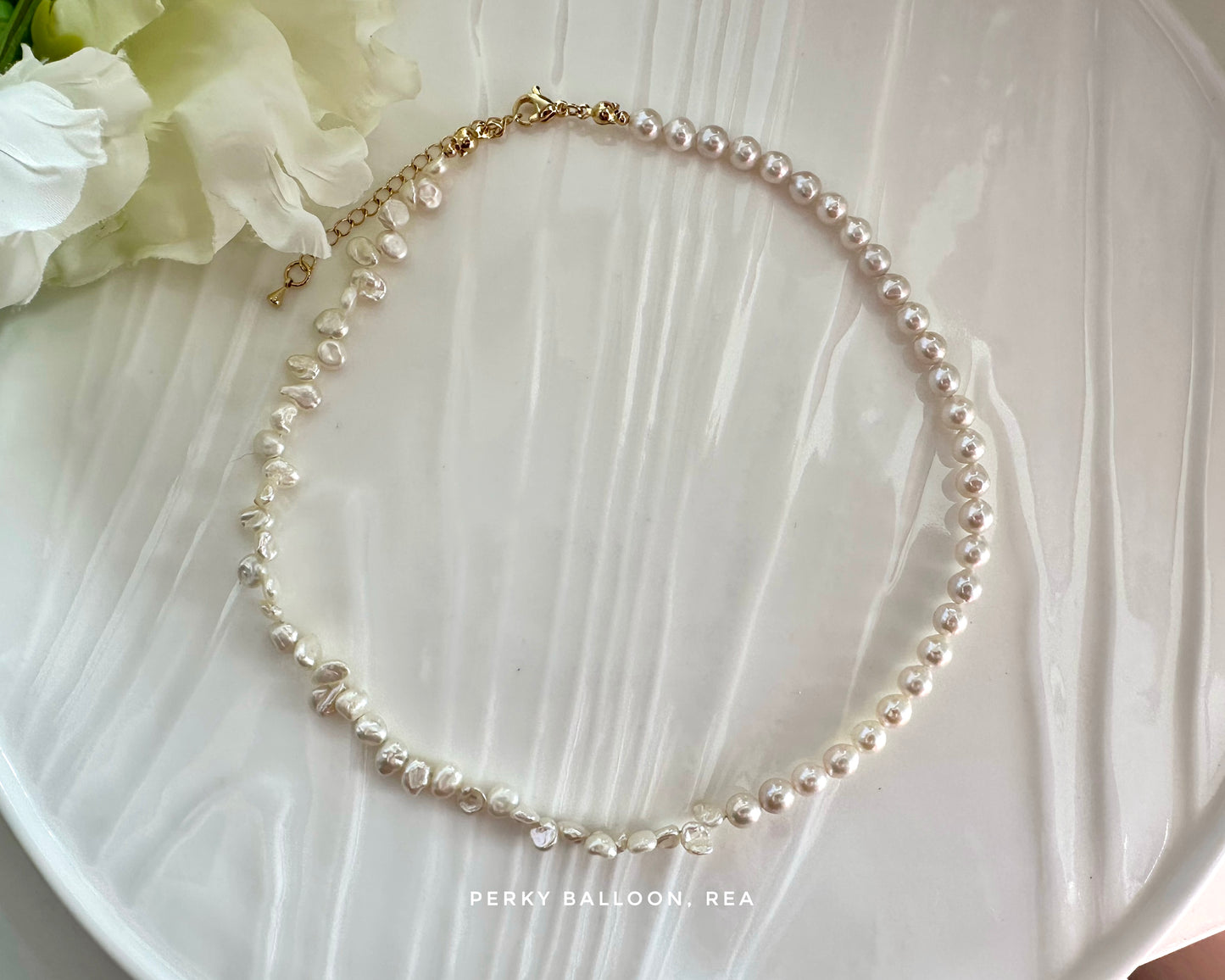 Rea necklace