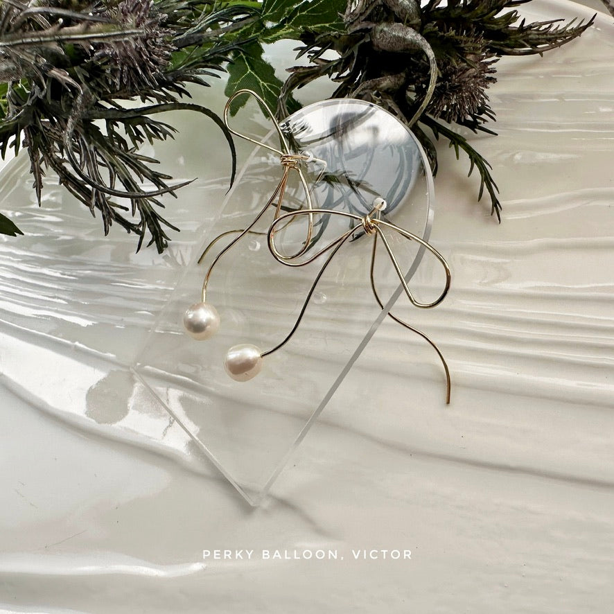 Victor earrings