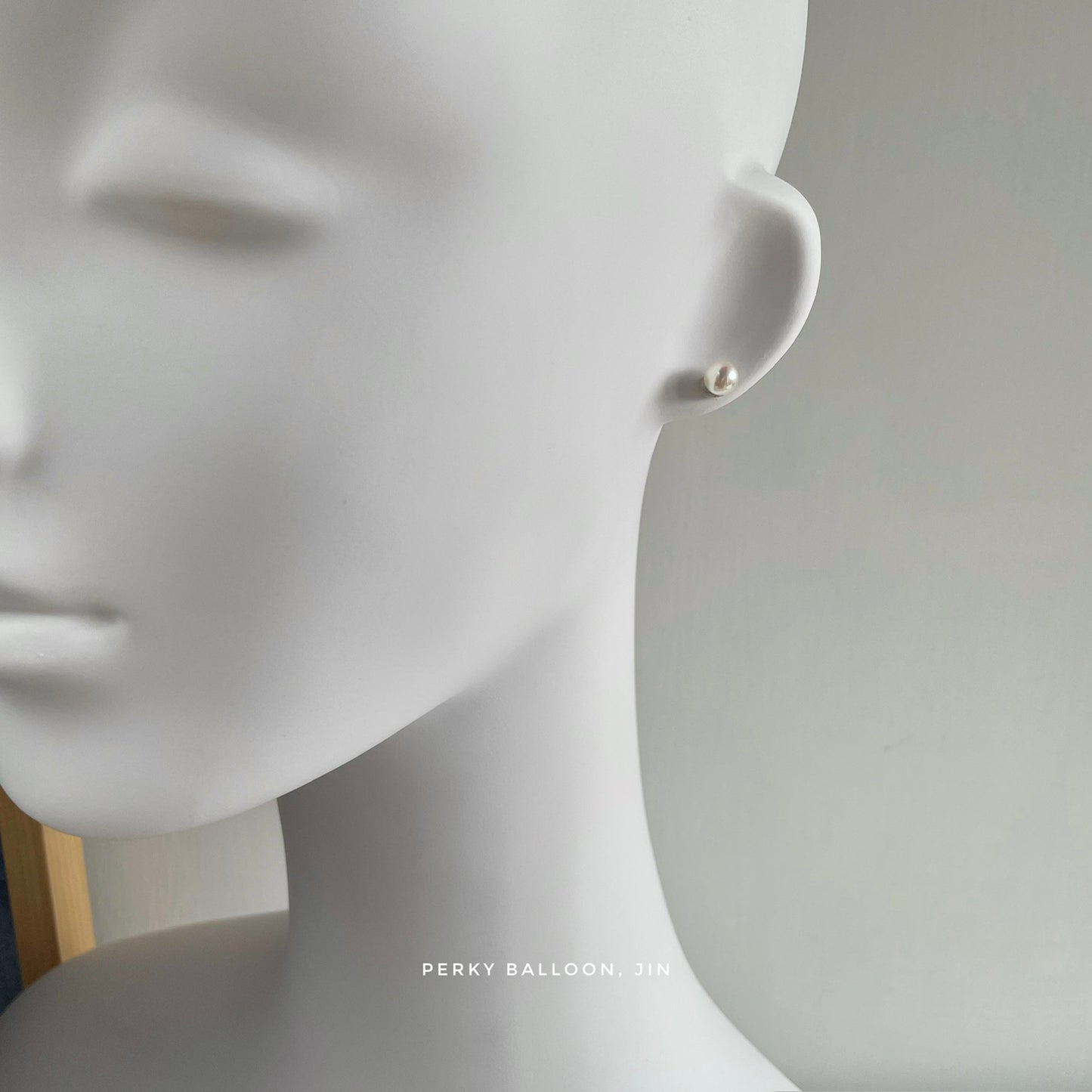 Jin earrings