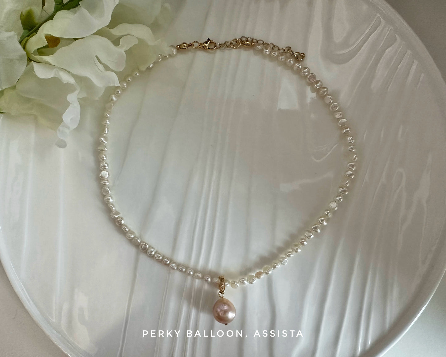 Assista necklace