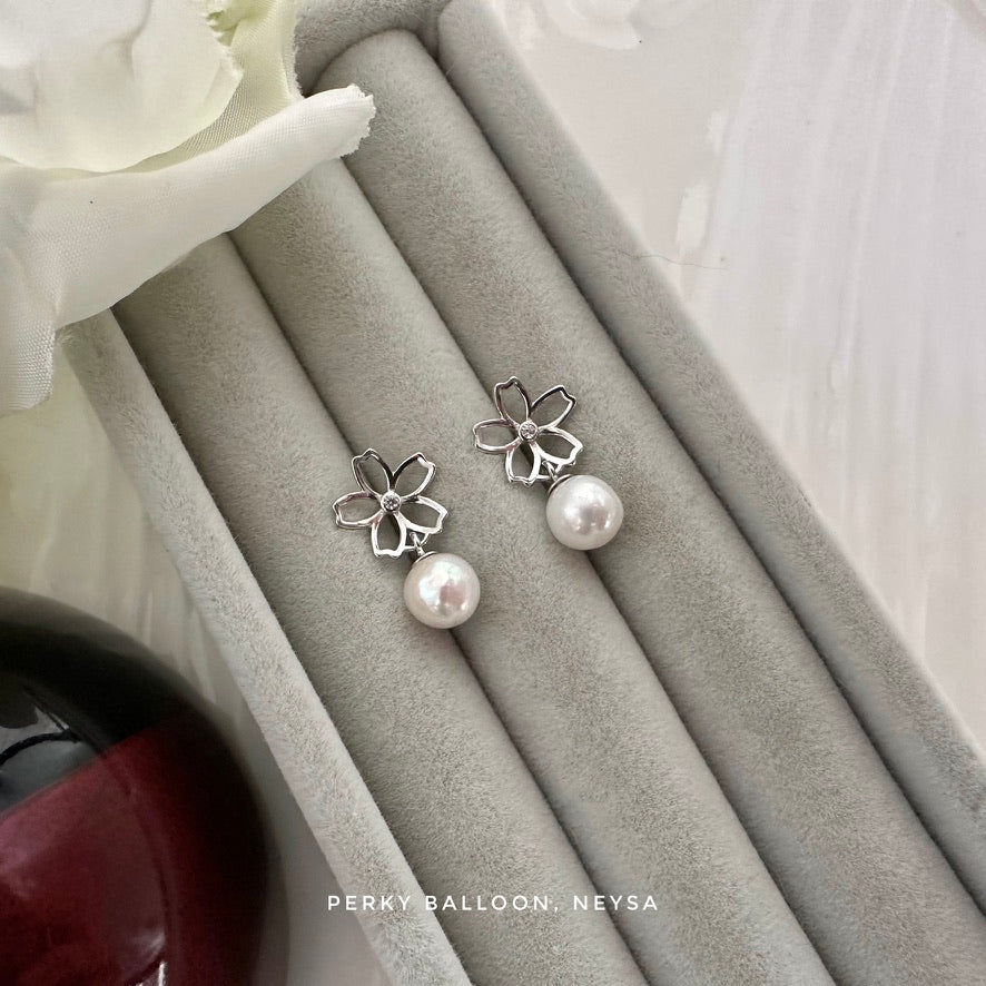 Neysa earrings