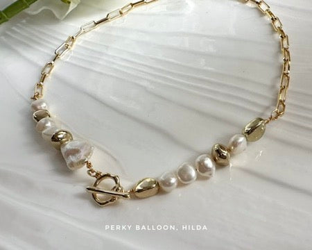 Hilda necklace