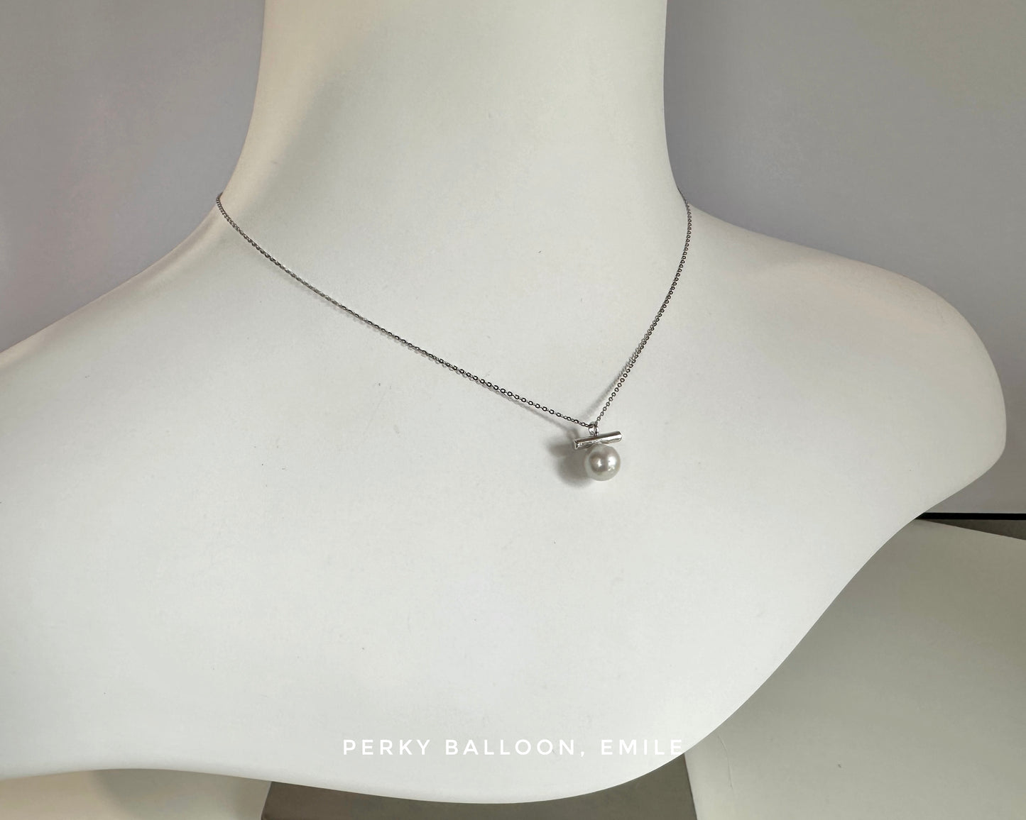 Emile necklace