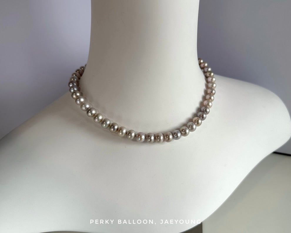 Jaeyong necklace