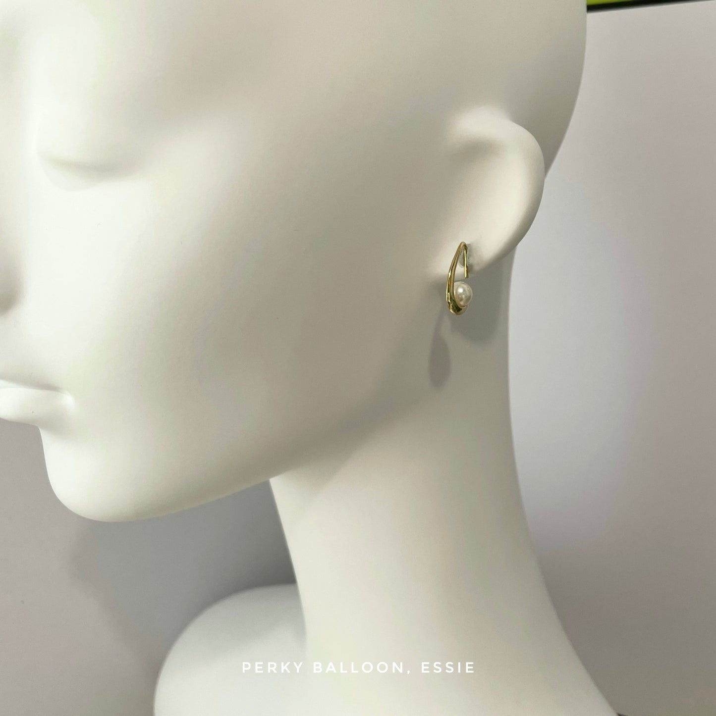 Essie earrings