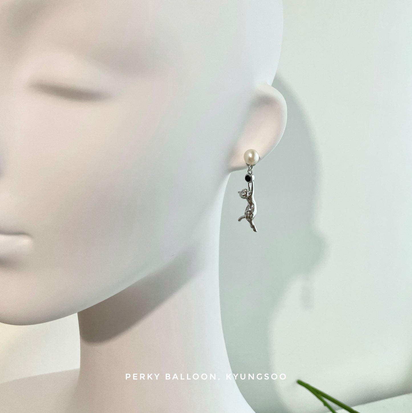 Kyungsoo earrings