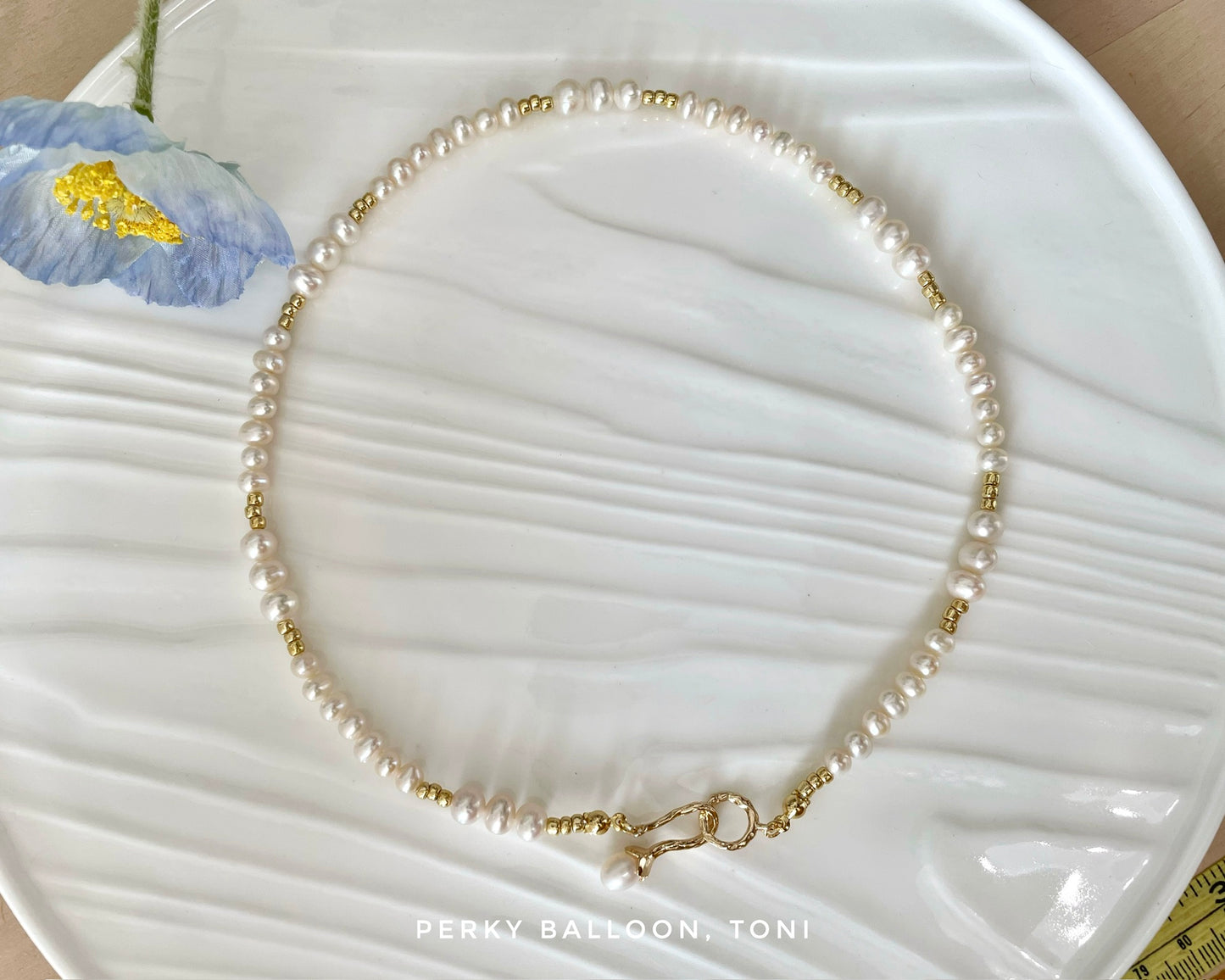 Toni necklace