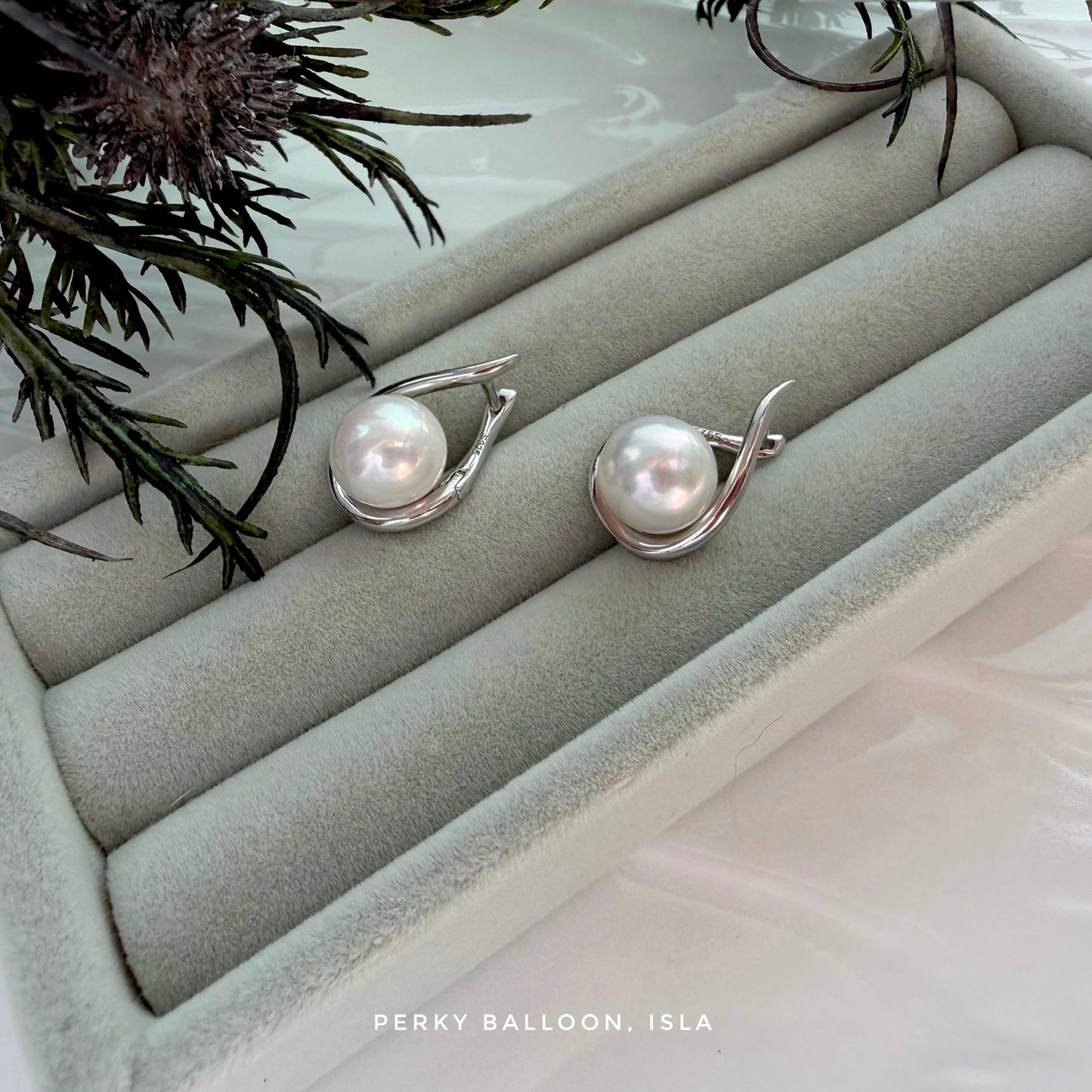 Isla earrings