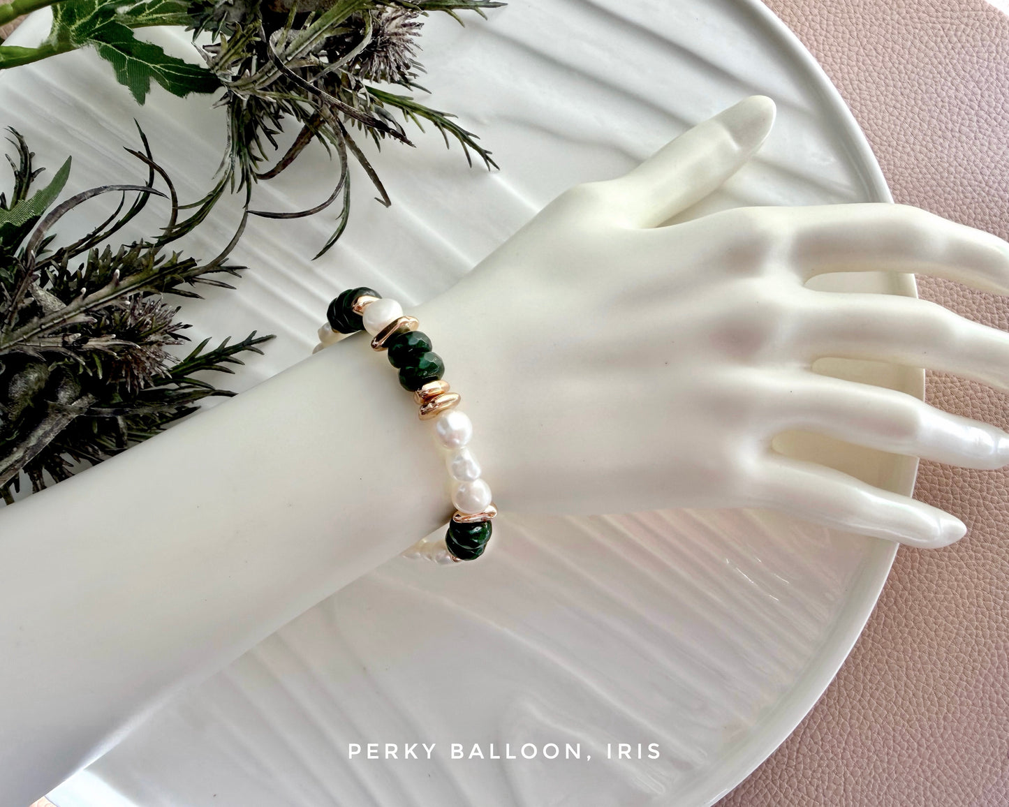 Iris necklace bracelet