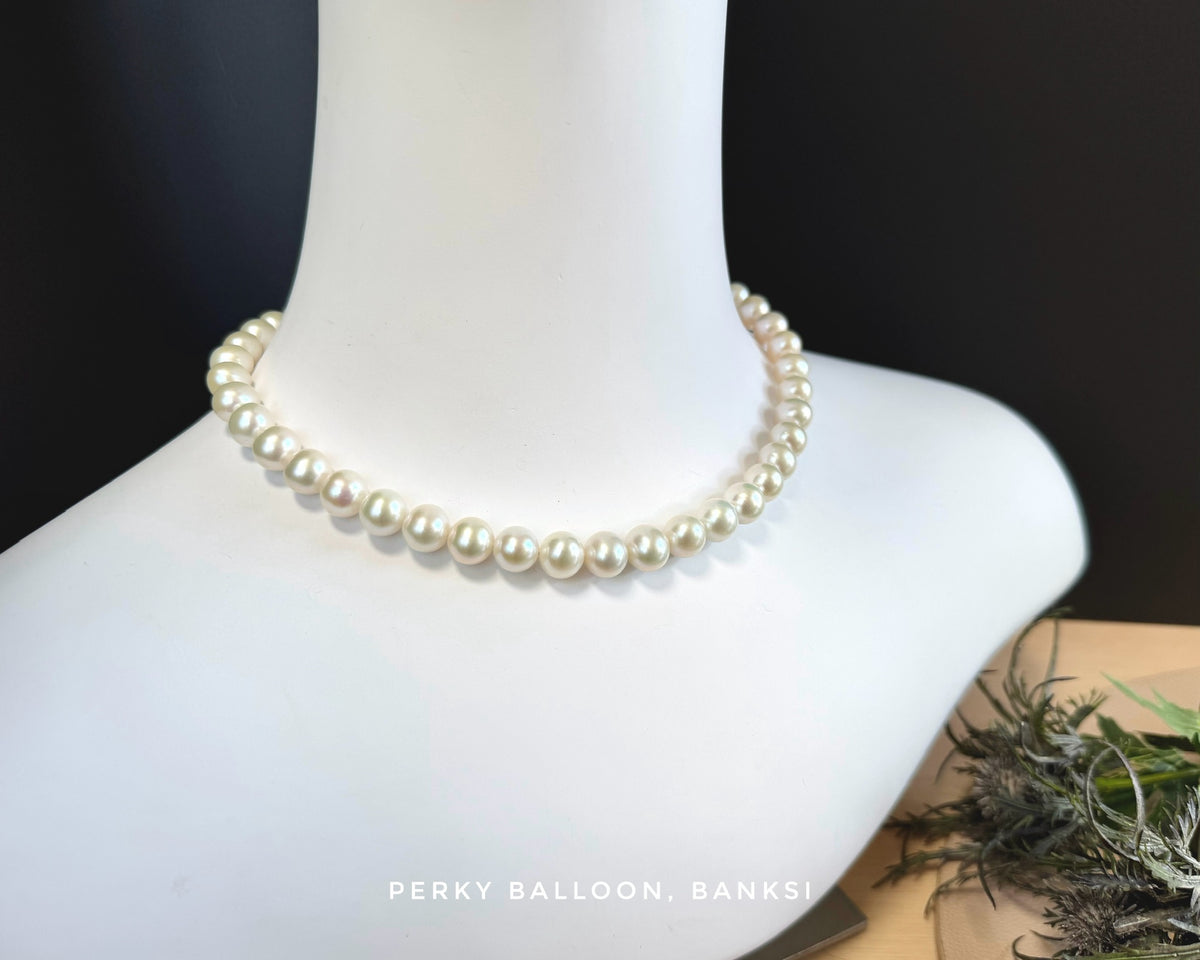Banksi necklace