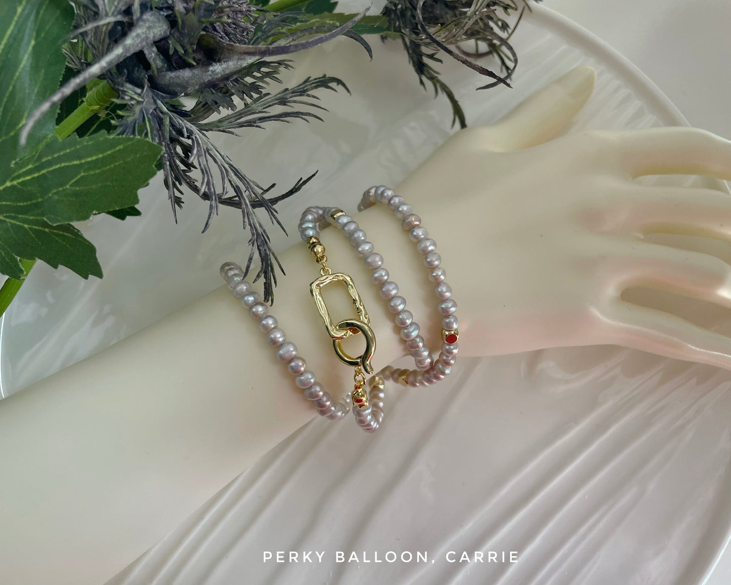 Carrie necklace bracelet