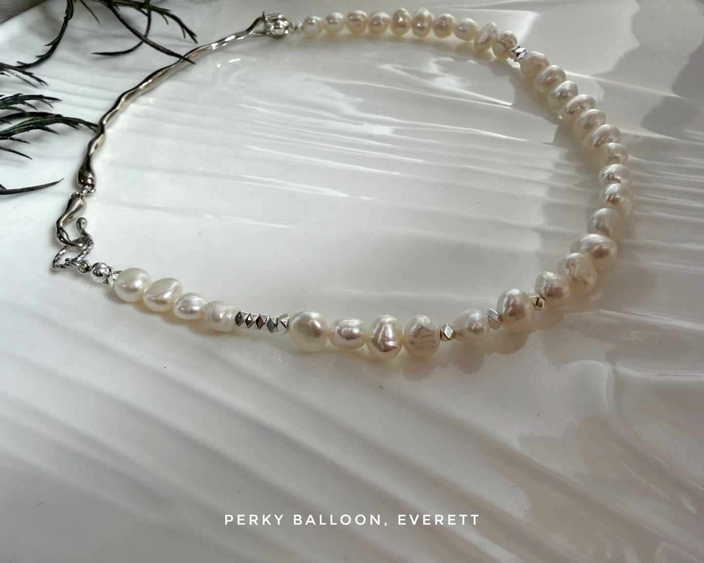Everett necklace