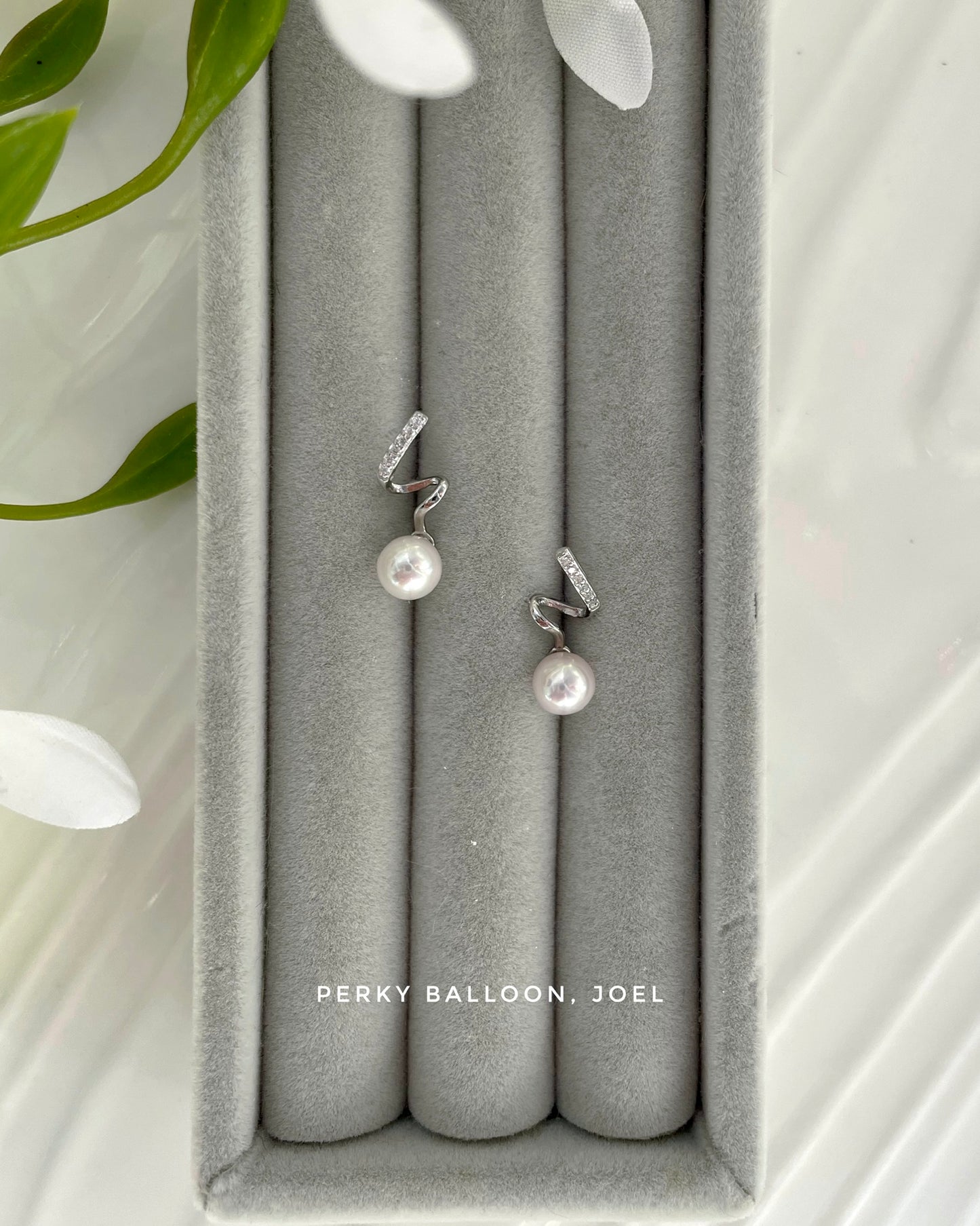 Joel earrings
