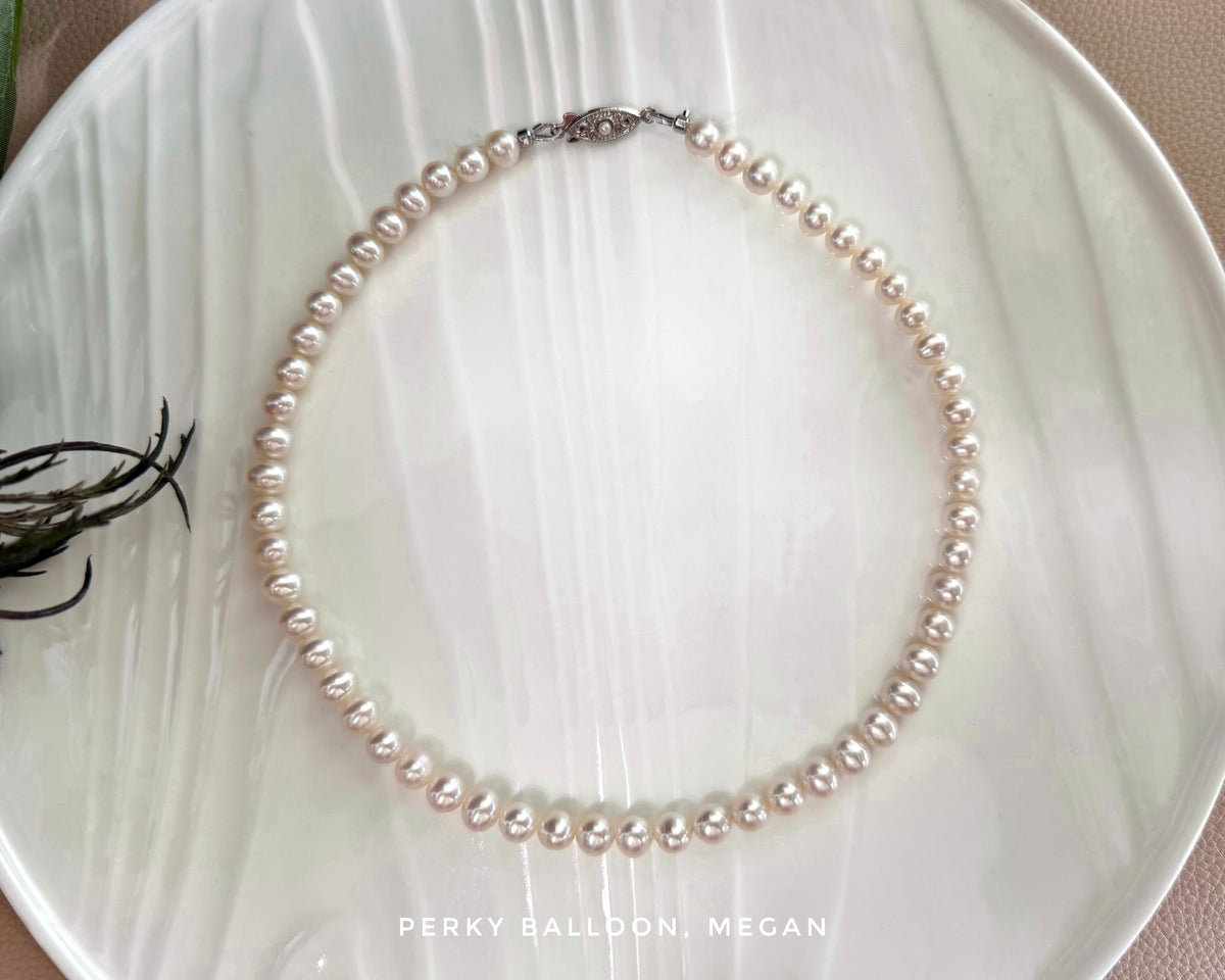 Megan necklace
