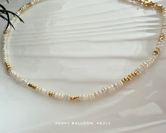 Hezly necklace