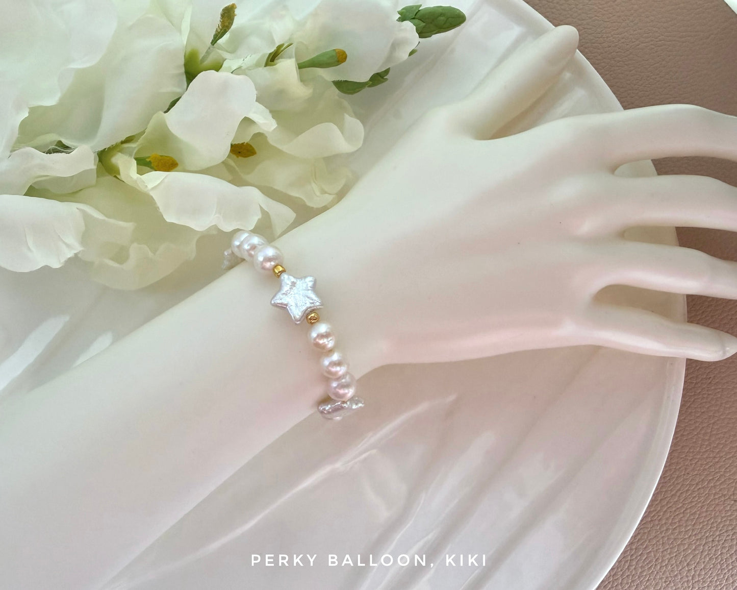Kiki necklace bracelet