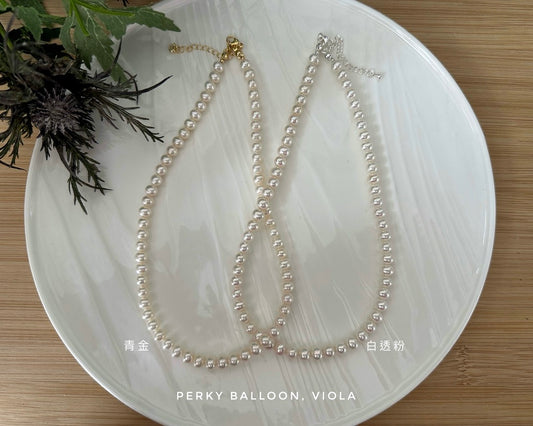 Viola necklace