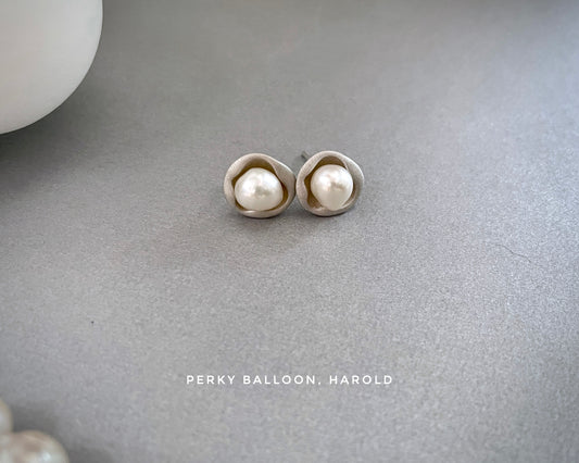 Harold earrings