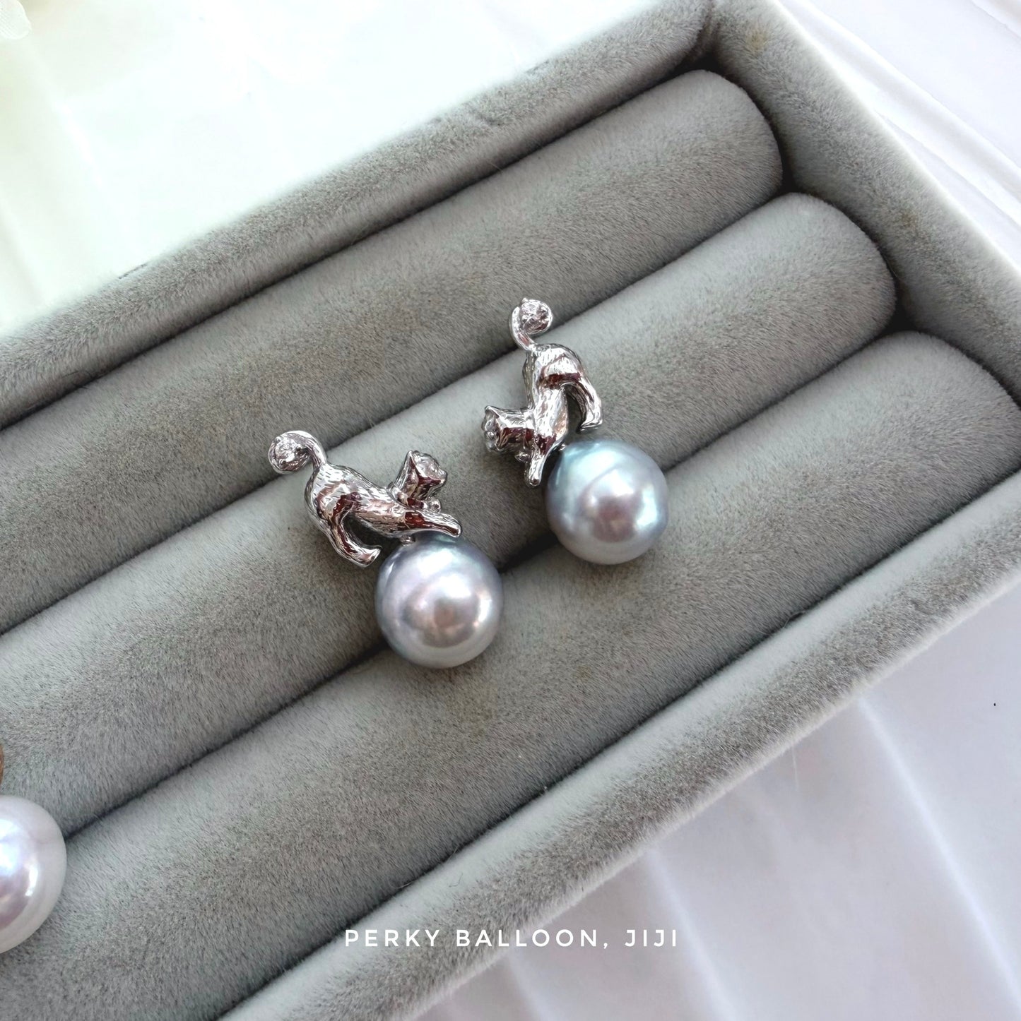 Jiji earrings