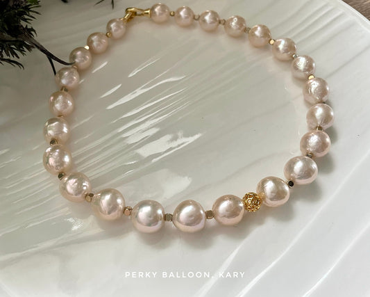 Kary necklace
