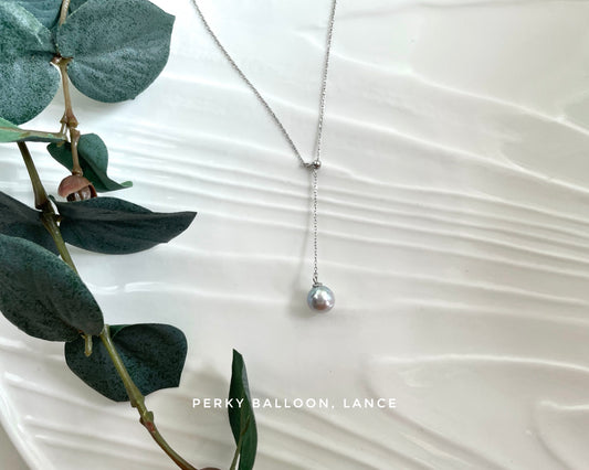 Lance necklace