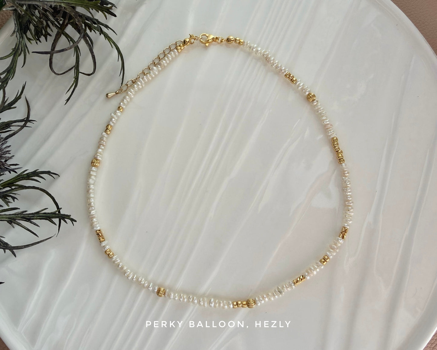 Hezly necklace