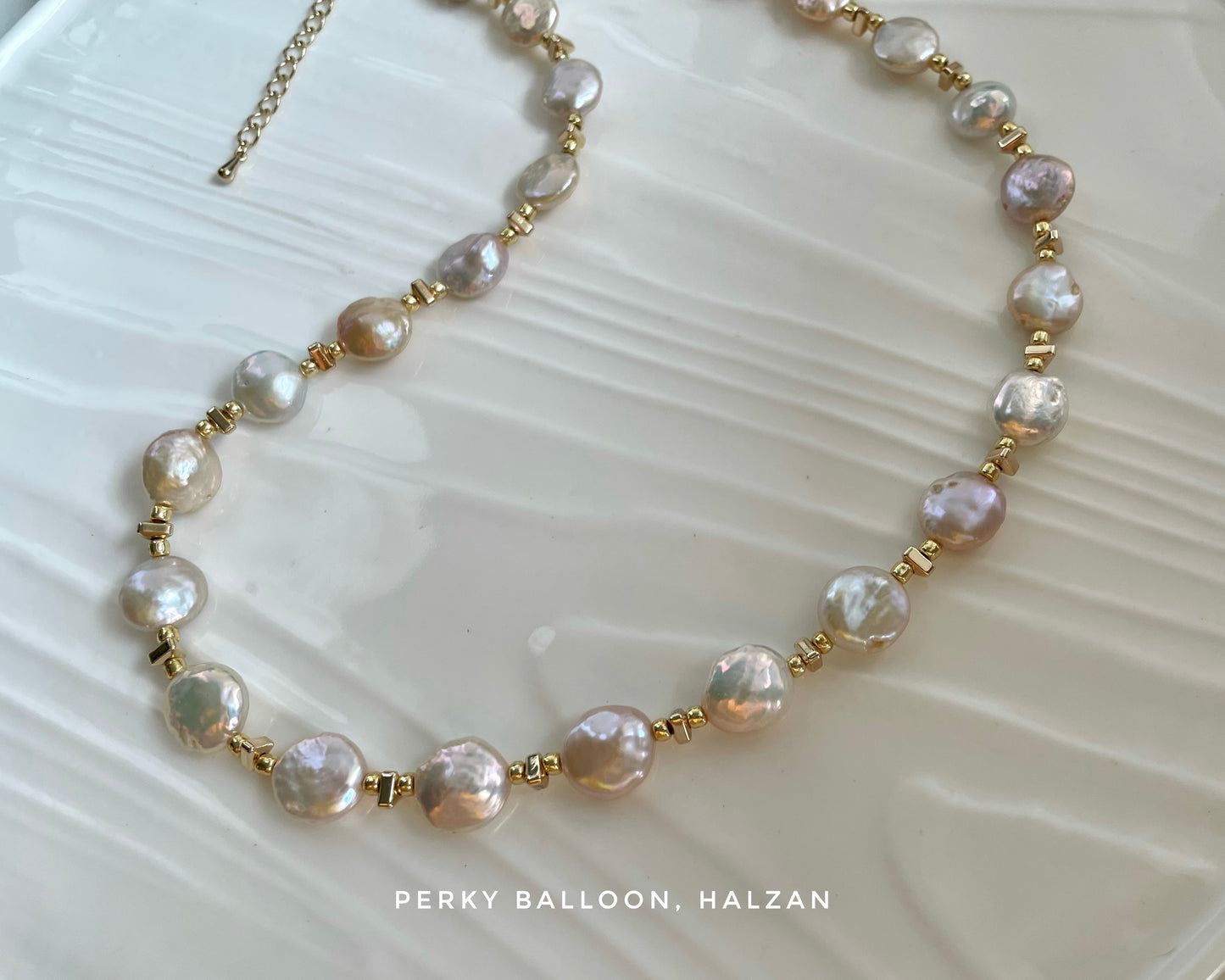 Halzan necklace