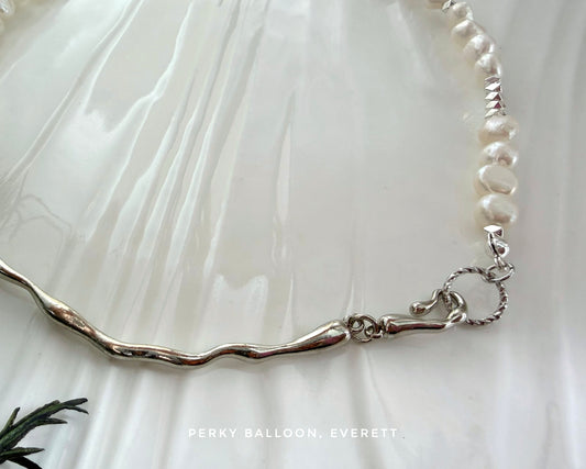 Everett necklace