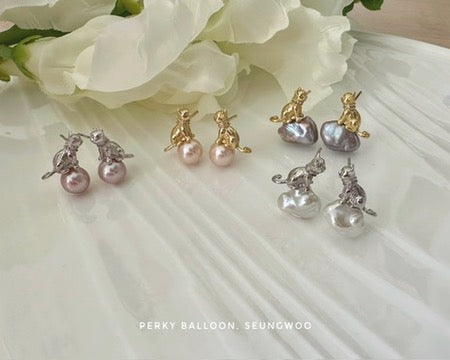 Seungwoo earrings