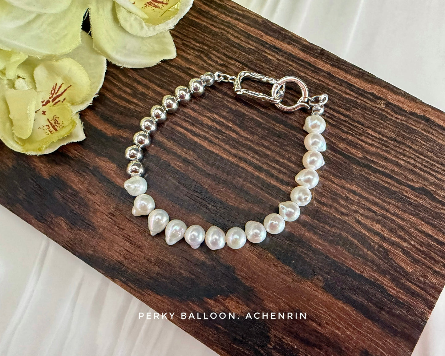 Achenrin bracelet