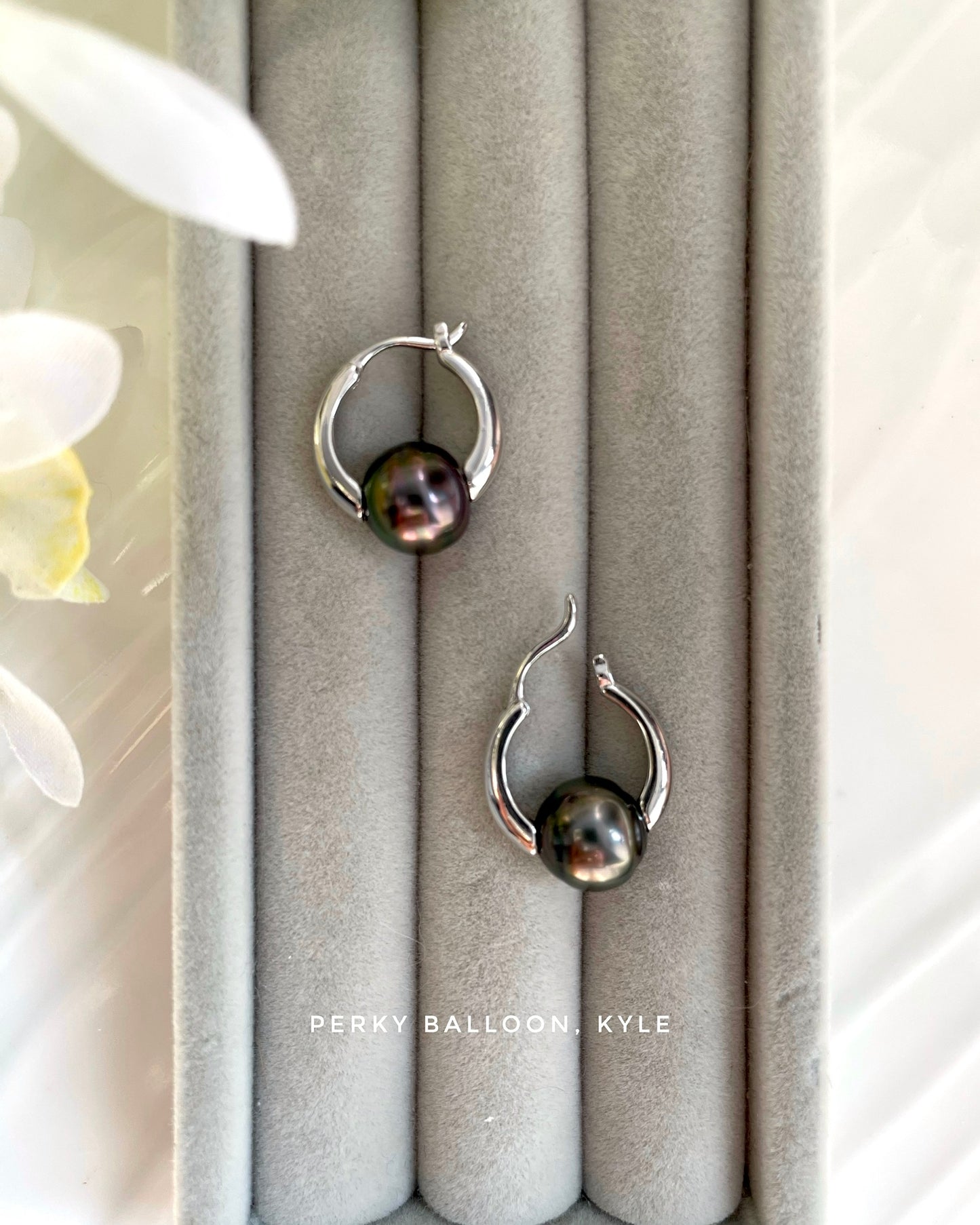 Kyle earrings