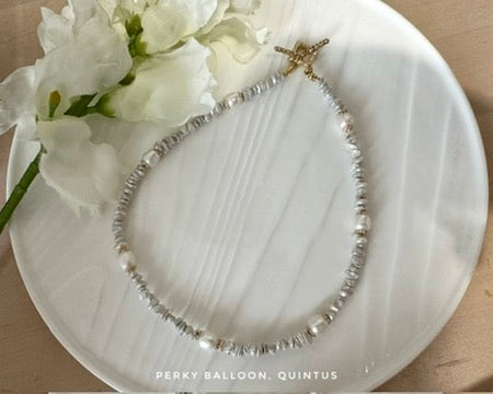 Quintus necklace
