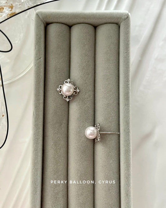 Cyrus earrings