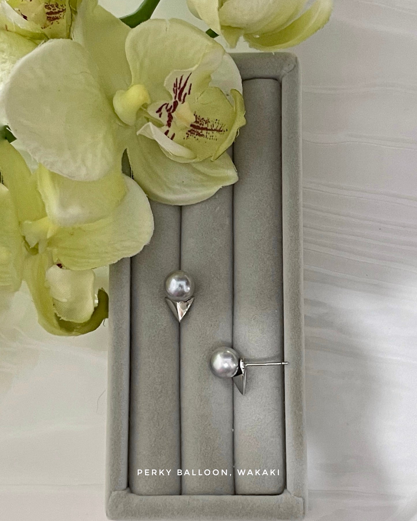 Wakaki earrings