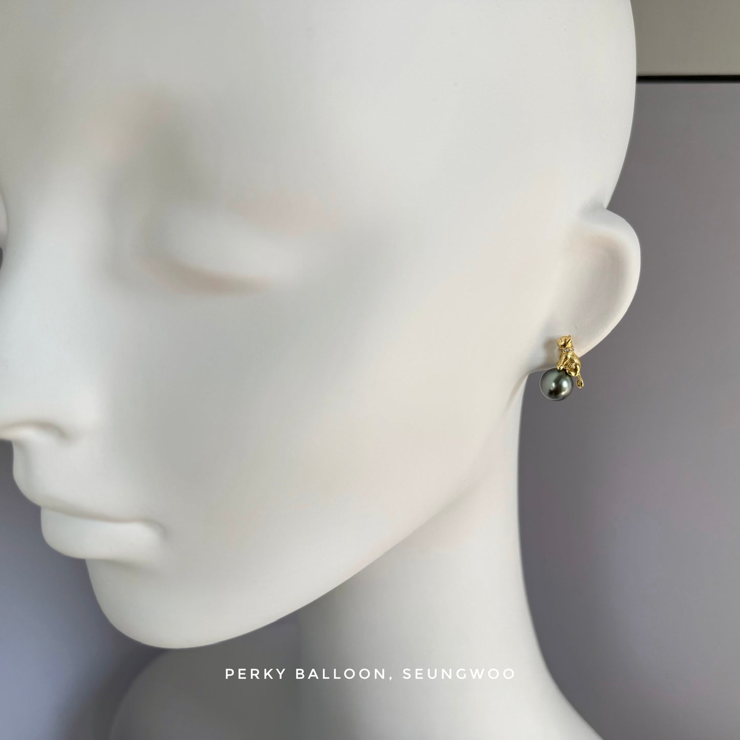 Seungwoo Tahitian earrings