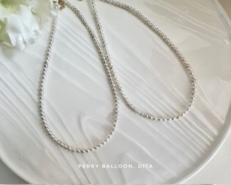 Dita necklace